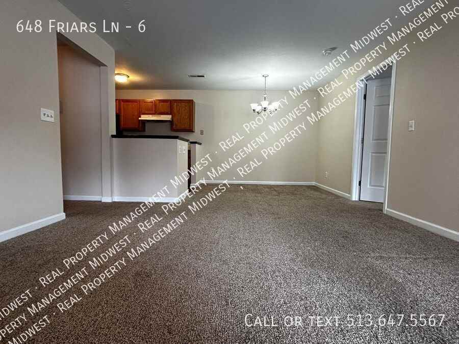 648 Friars Ln #6 - Photo 5 of 20