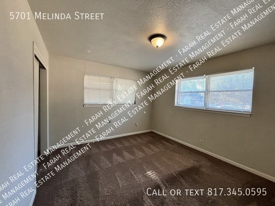 5701 Melinda St - Photo 4 of 7