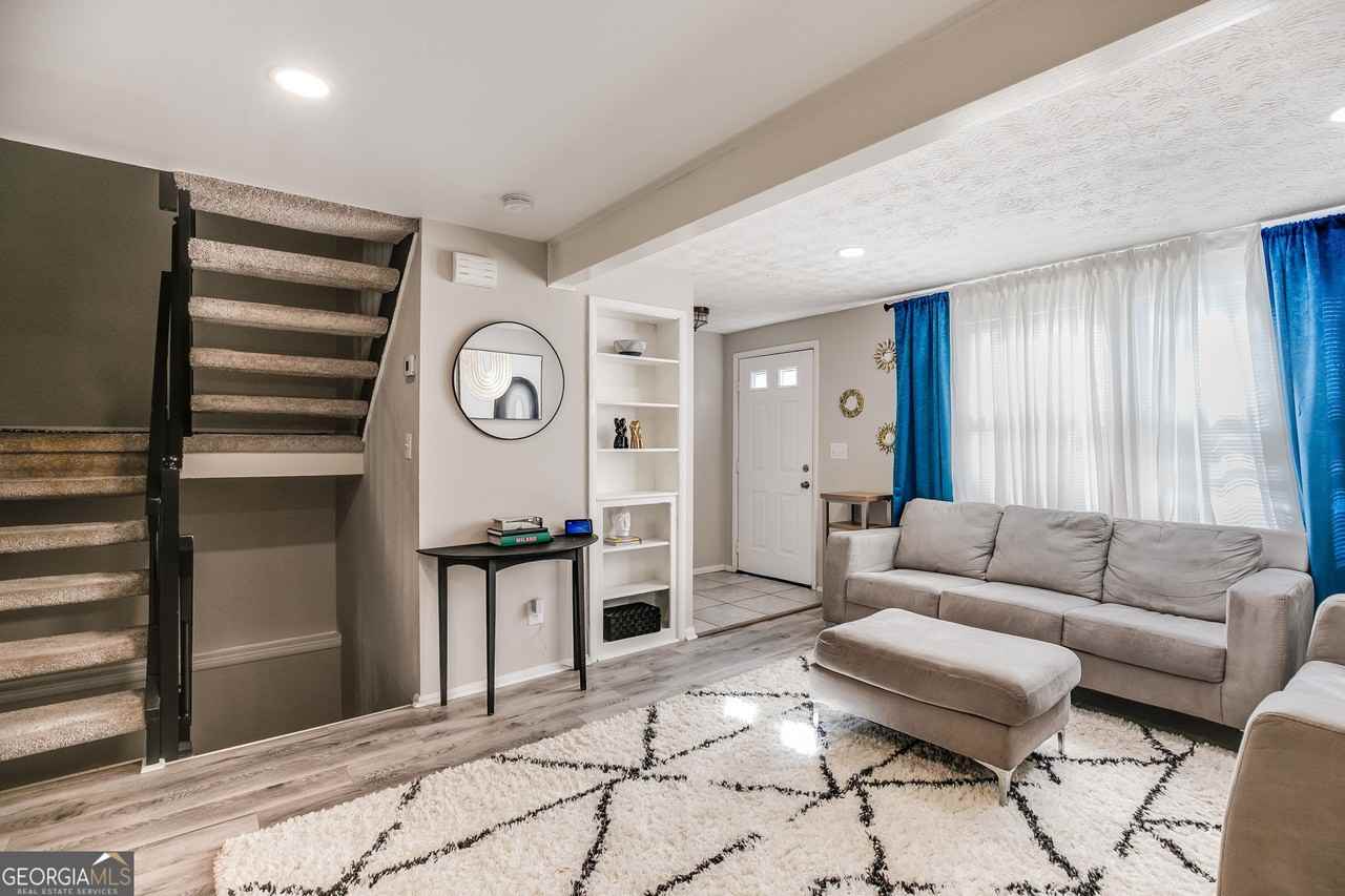 6413 Wedgewood Trce #NA - Photo 2 of 19
