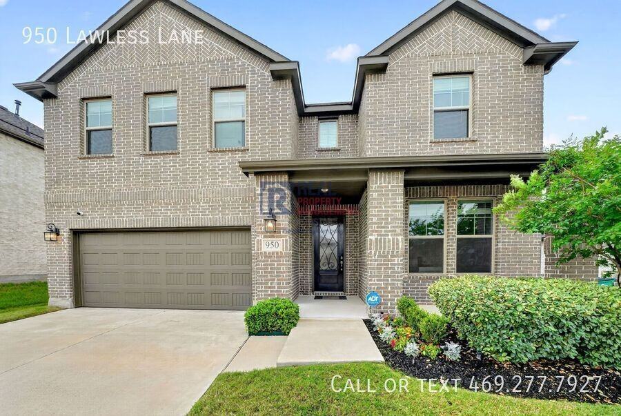 950 Lawless Ln - Photo 2 of 39