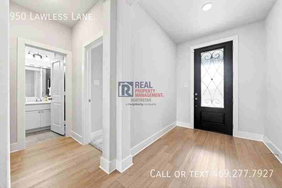 950 Lawless Ln - Photo 4 of 39