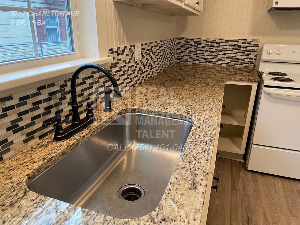 3717 Charlton Ave - Photo 4 of 16