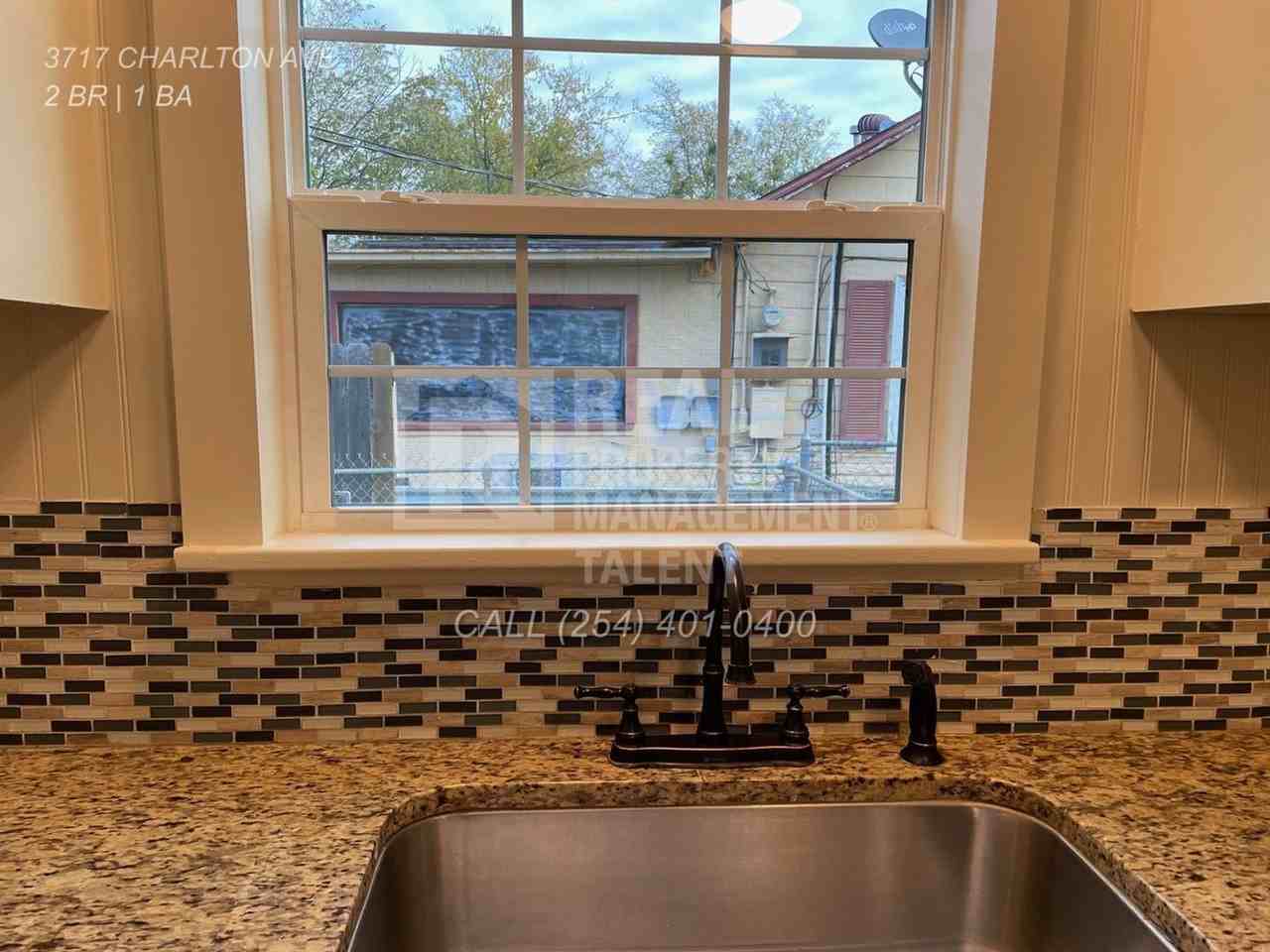 3717 Charlton Ave - Photo 5 of 16