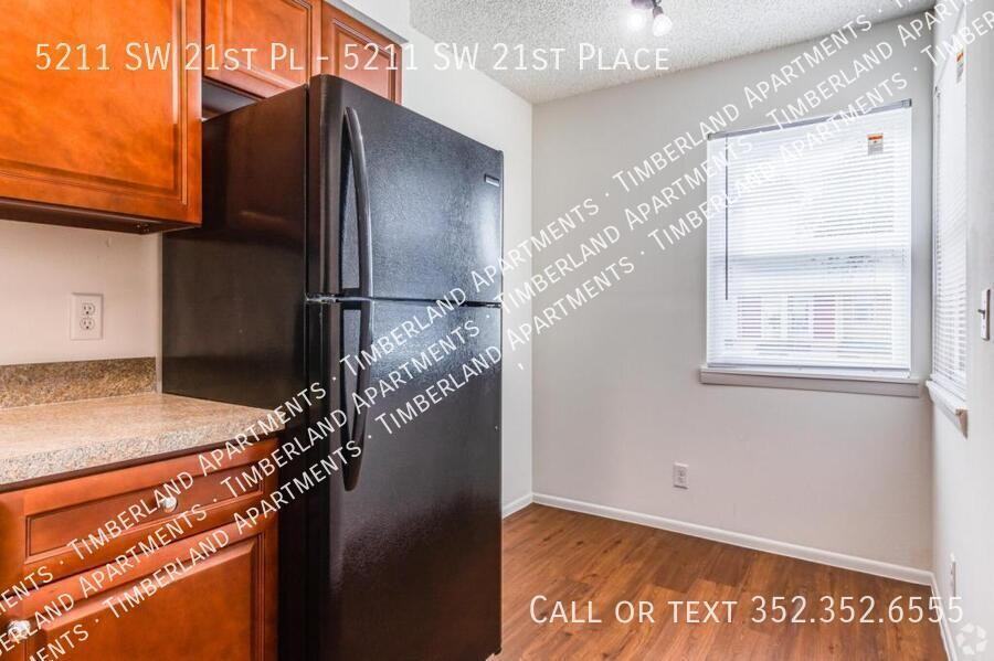 5211 Sw 21st Pl - Photo 4 of 10