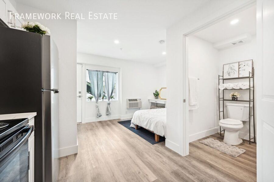 11800 E Colfax Ave #121 - Photo 7 of 50