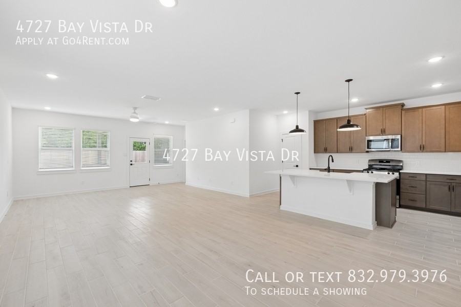 4727 Bay Vista Dr - Photo 7 of 34