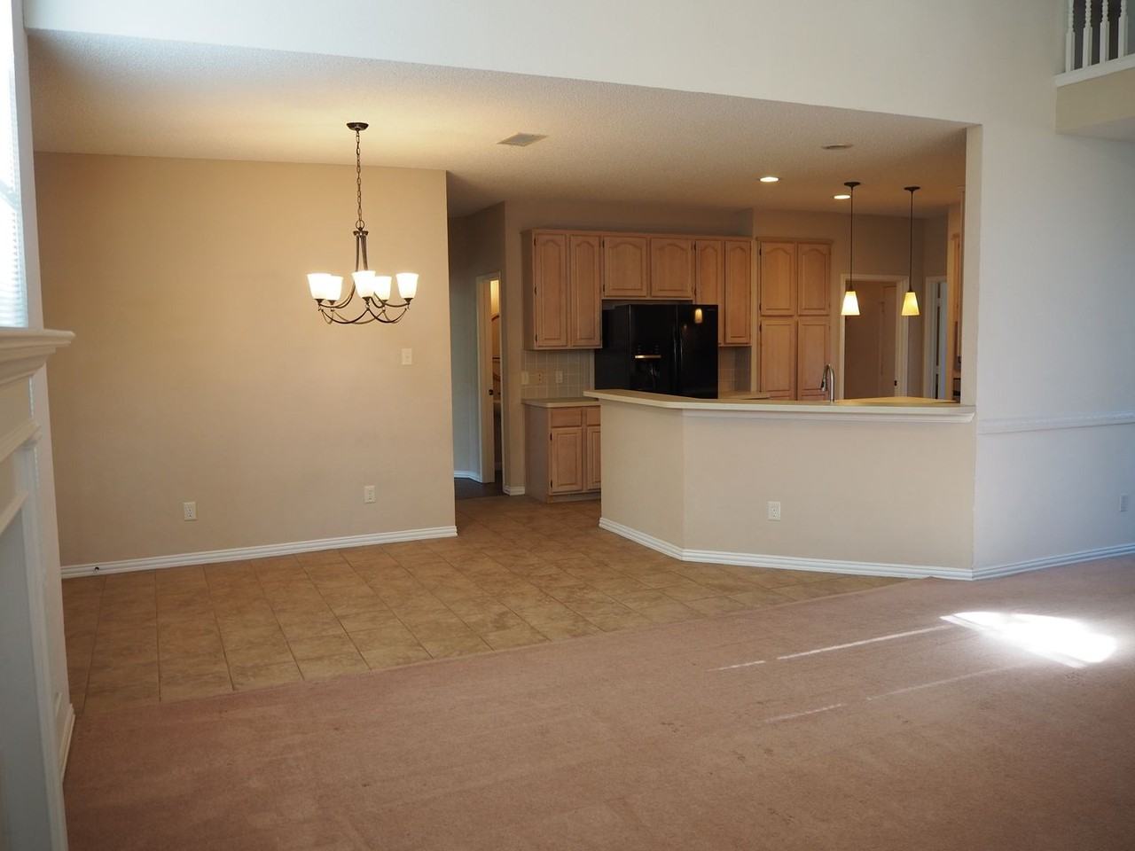 2105 Friar Ct - Photo 4 of 29