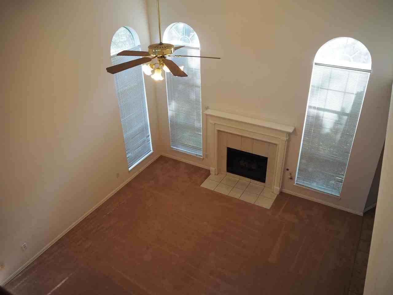 2105 Friar Ct - Photo 7 of 29