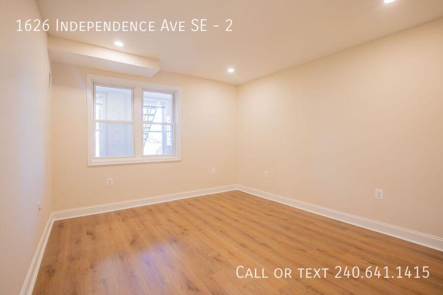 1626 Independence Ave Se #2 - Photo 5 of 20