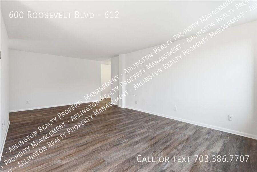 600 Roosevelt Blvd #612 - Photo 5 of 20