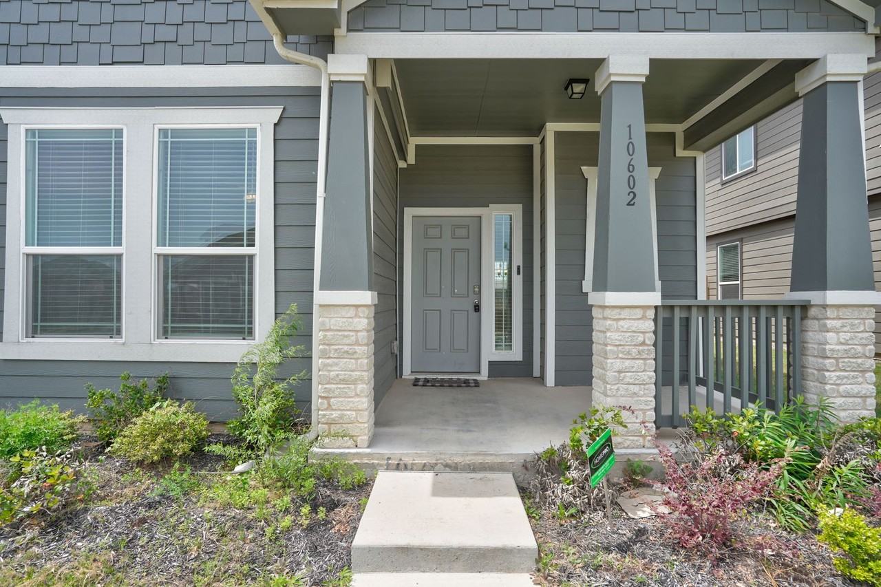 10602 Tildon Ave - Photo 4 of 33