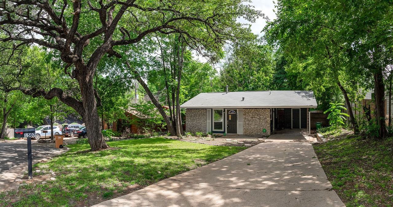 1507 Grayford Dr - Photo 2 of 42
