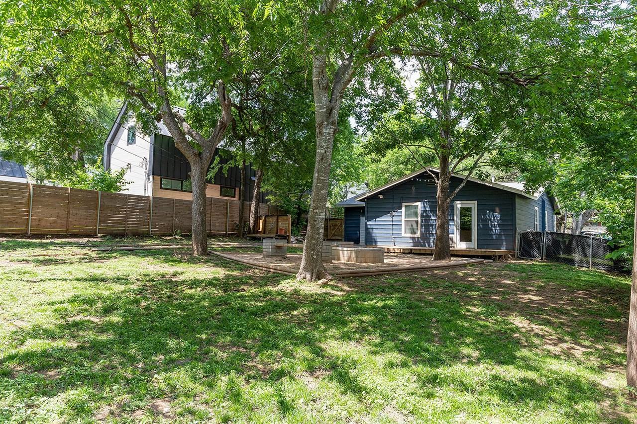 1507 Grayford Dr - Photo 2 of 42