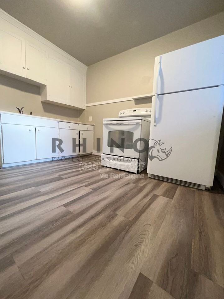 183 E Kelsey Ave - Photo 3 of 8