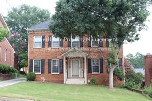 featured image of 3209 Henderson Walk