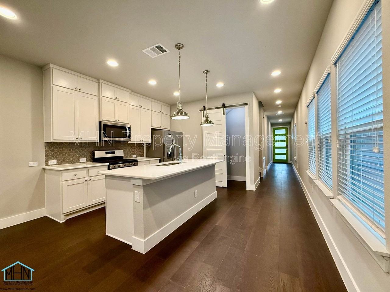447 Natalen Ave - Photo 5 of 20