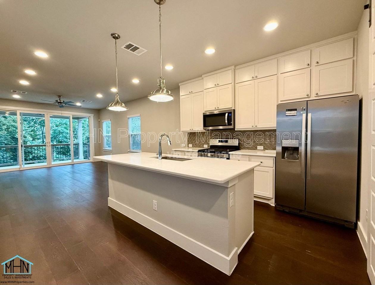 447 Natalen Ave - Photo 7 of 20