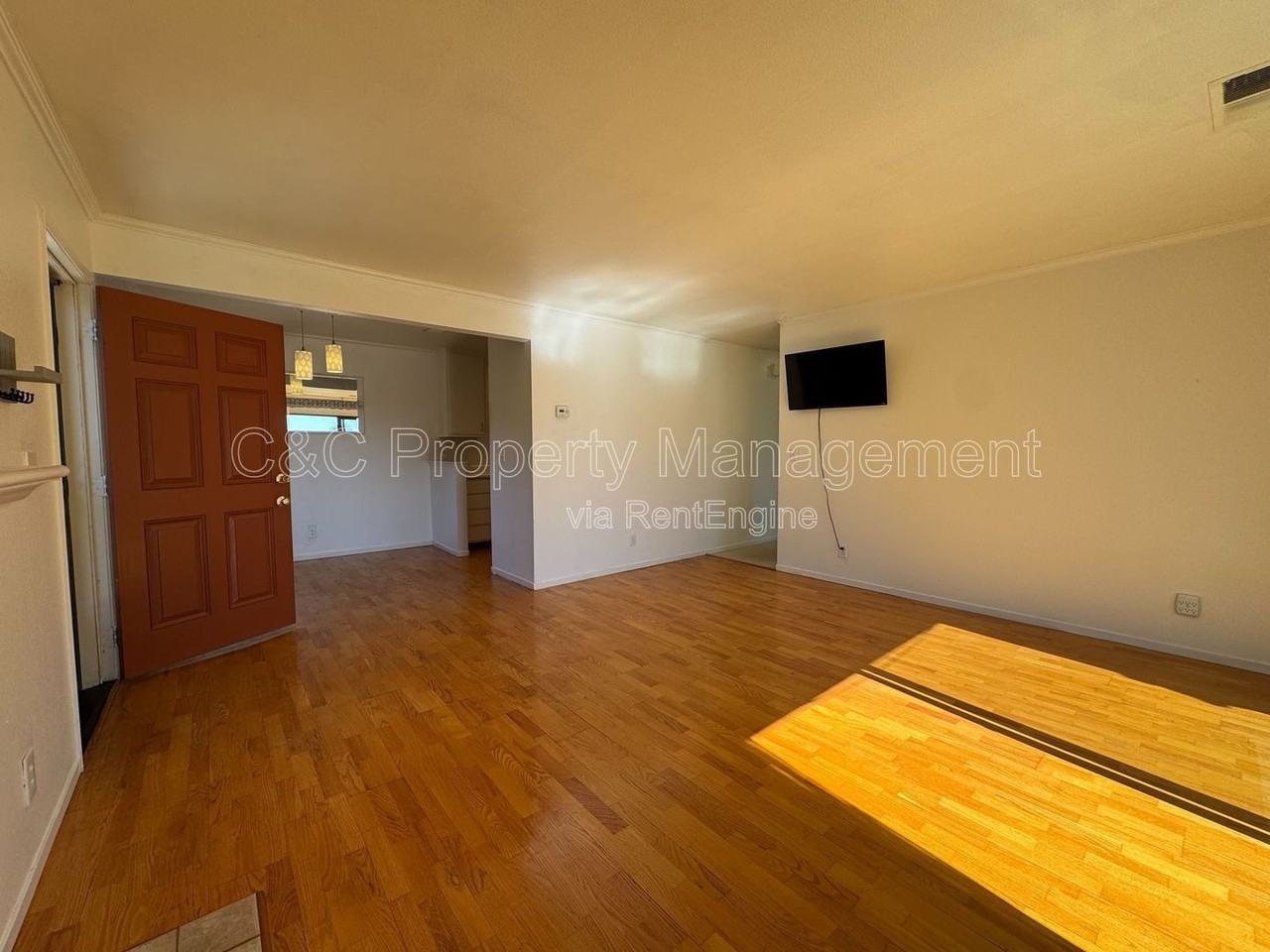 192 W Agua Caliente Rd - Photo 2 of 18