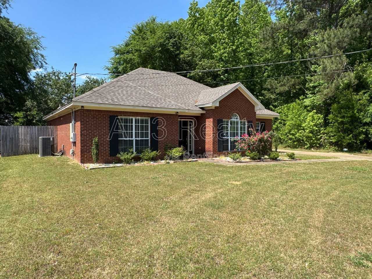 6272 Deerwood Dr - Photo 2 of 38