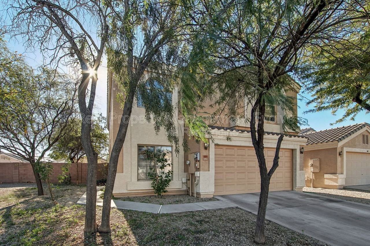 12571 W Mauna Loa Ln - Photo 3 of 38
