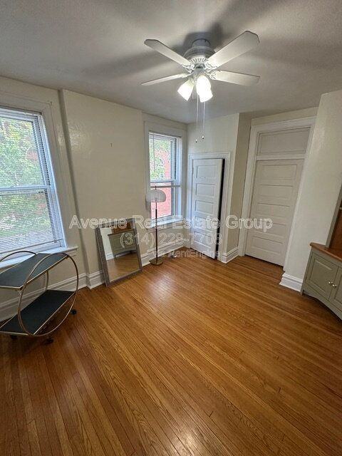 3802 Flad Ave - Photo 4 of 17