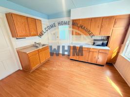 featured image of 2934 N Bremen St #UPPER