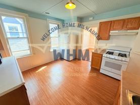 2934 N Bremen St #UPPER - Photo 1 of 1