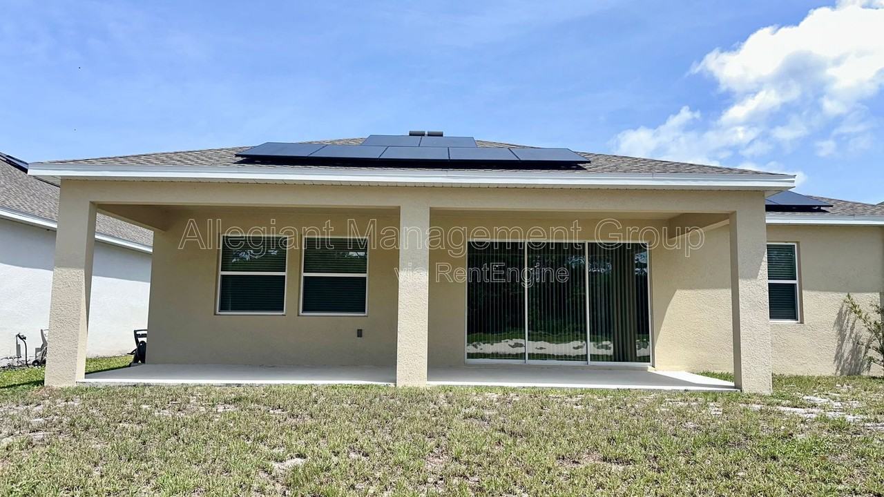 6326 Lakepine St - Photo 4 of 45