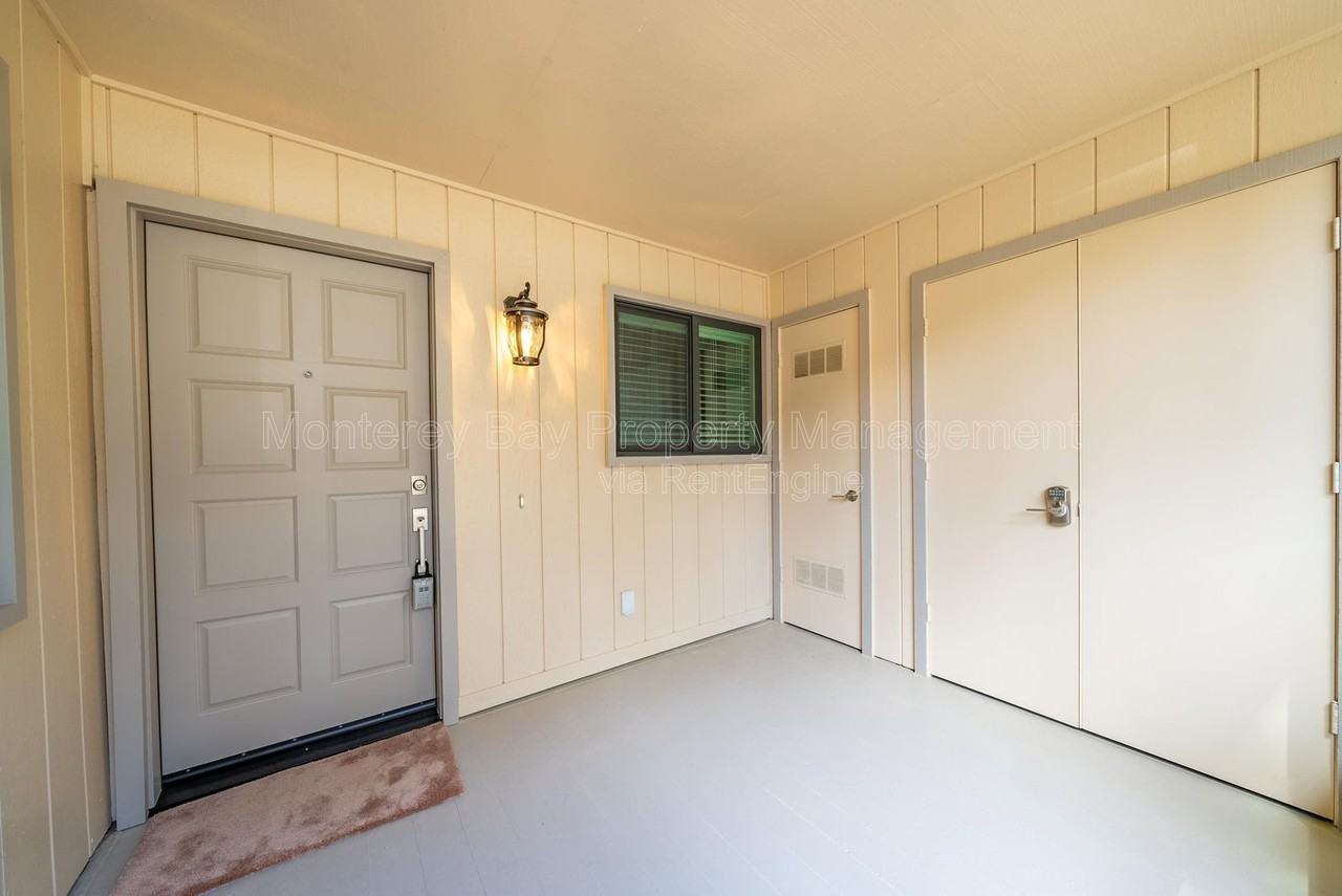 250 Forest Ridge Rd #19 - Photo 4 of 32