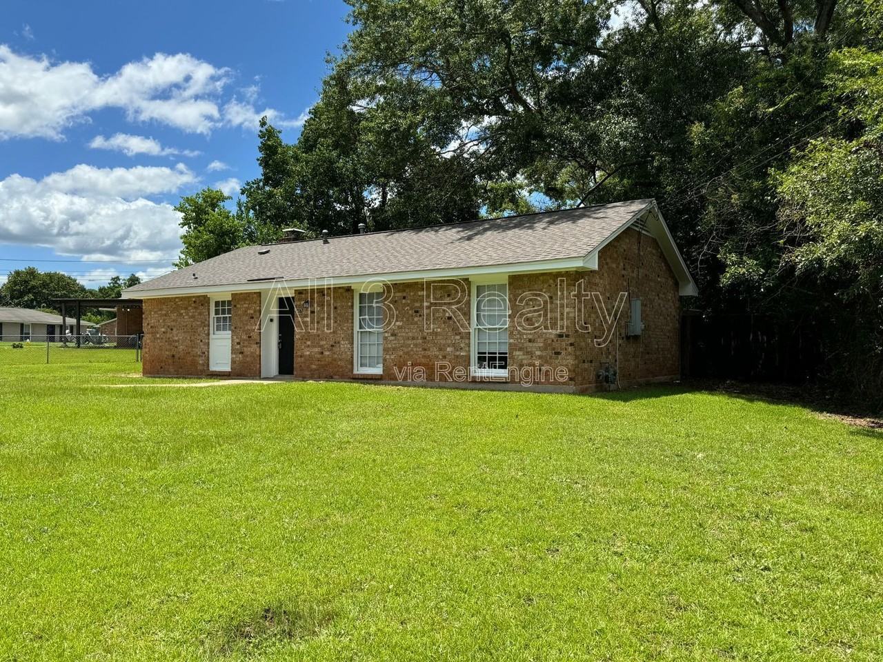 457 Mulligan Dr - Photo 3 of 25
