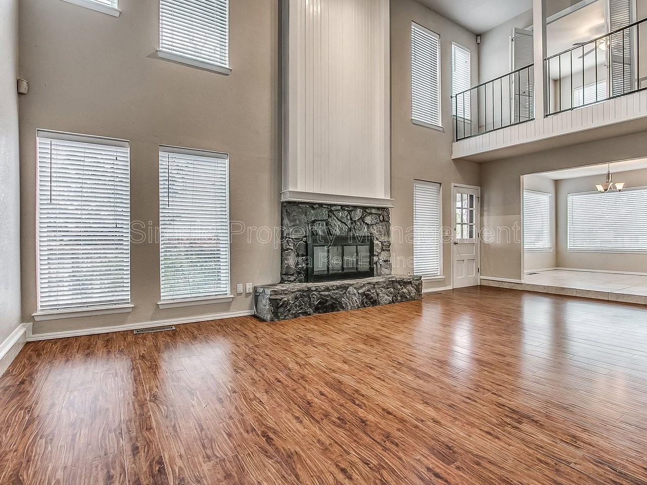 10824 Admiral Dr - Photo 7 of 42