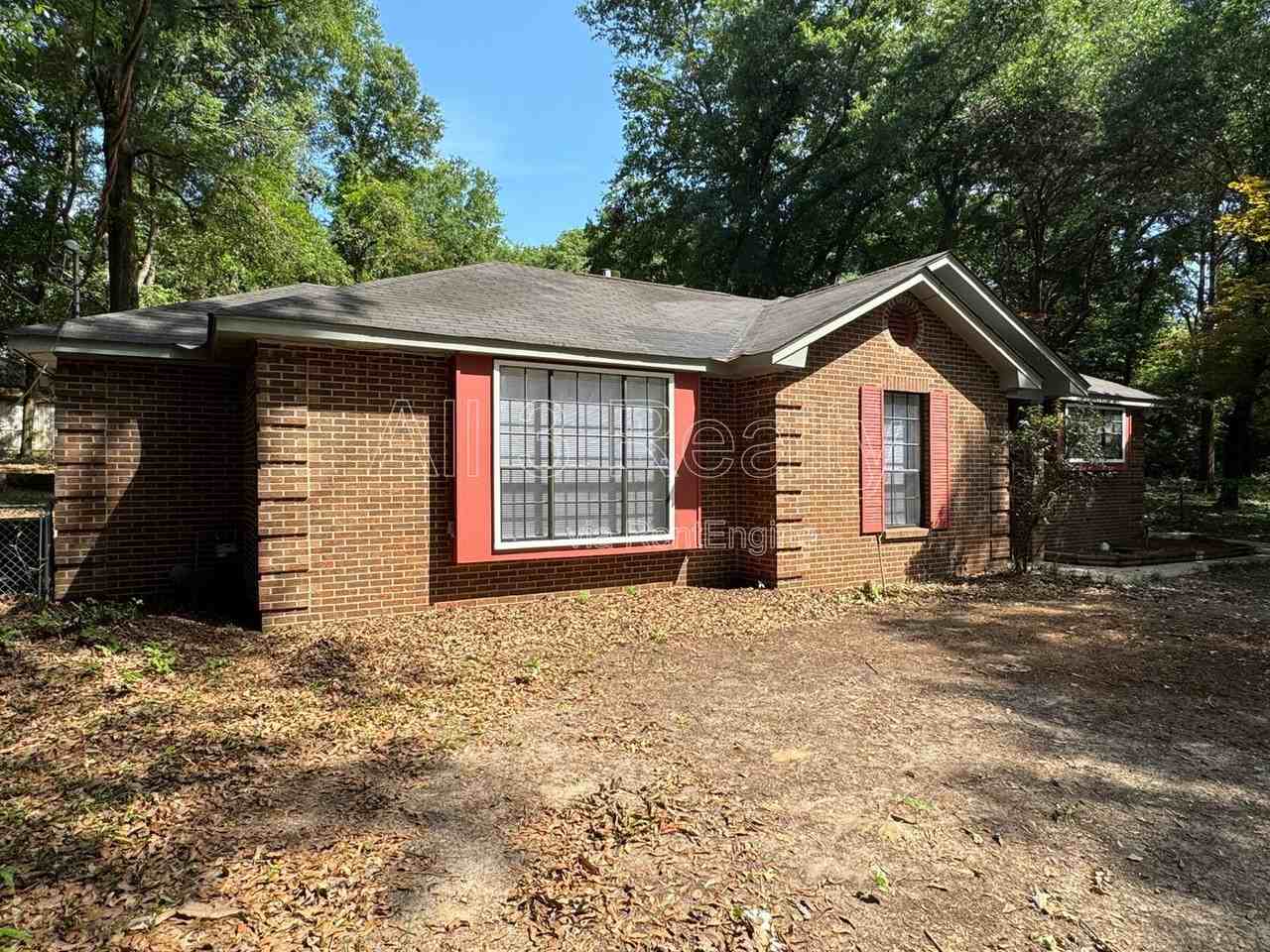 348 Bent Tree Dr - Photo 3 of 22