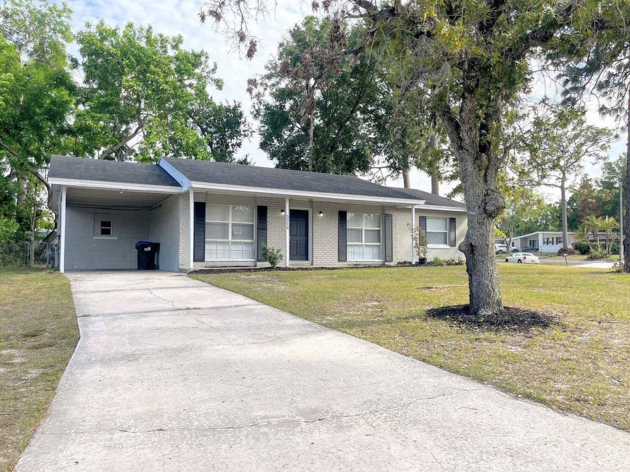 5216 Palisades Dr