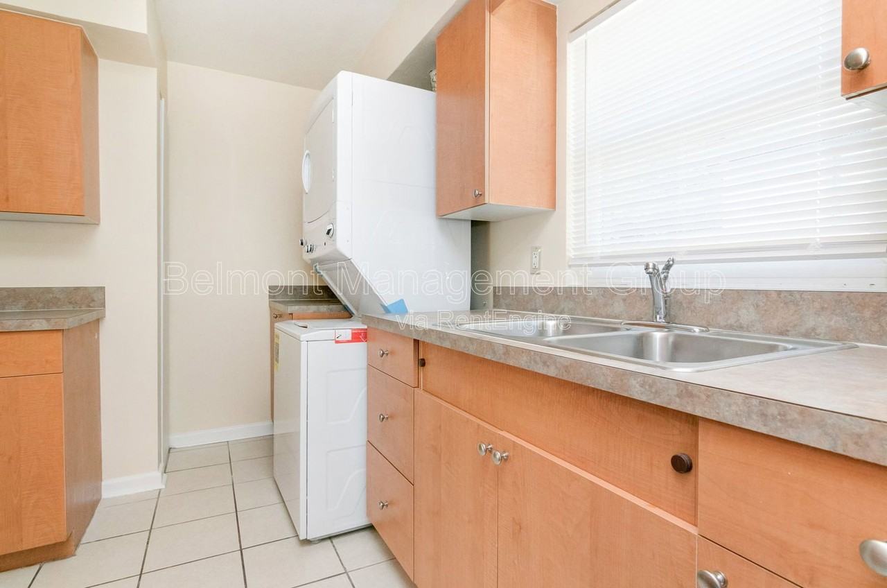 94 Columbia St #4 - Photo 7 of 15