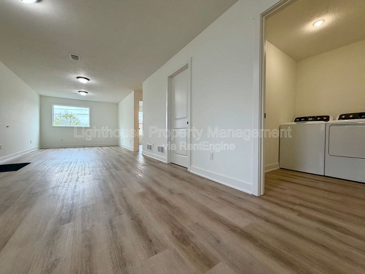310 Allen Ave #1 - Photo 6 of 26