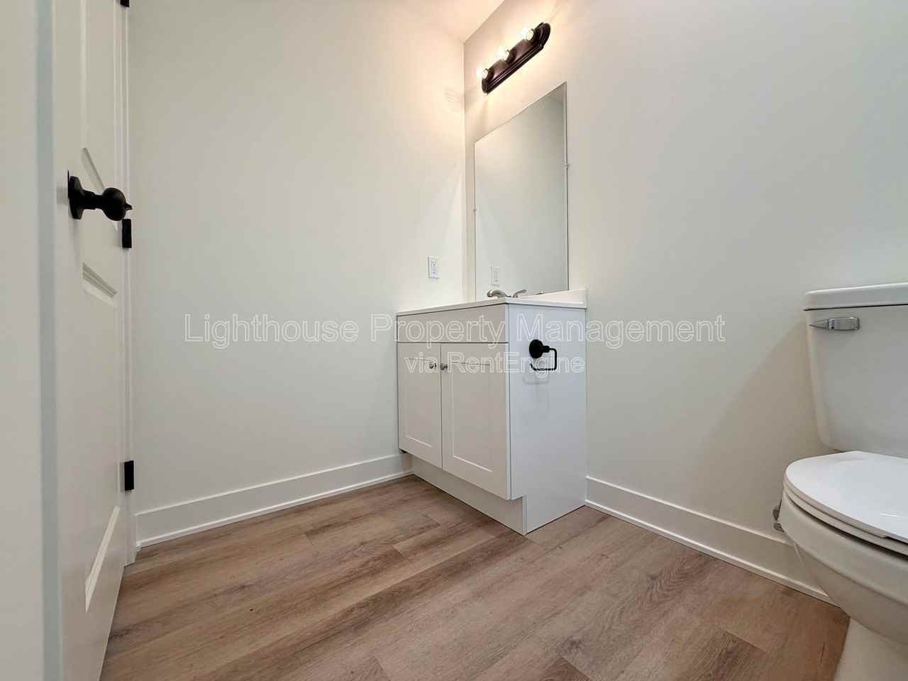 310 Allen Ave #1 - Photo 7 of 26