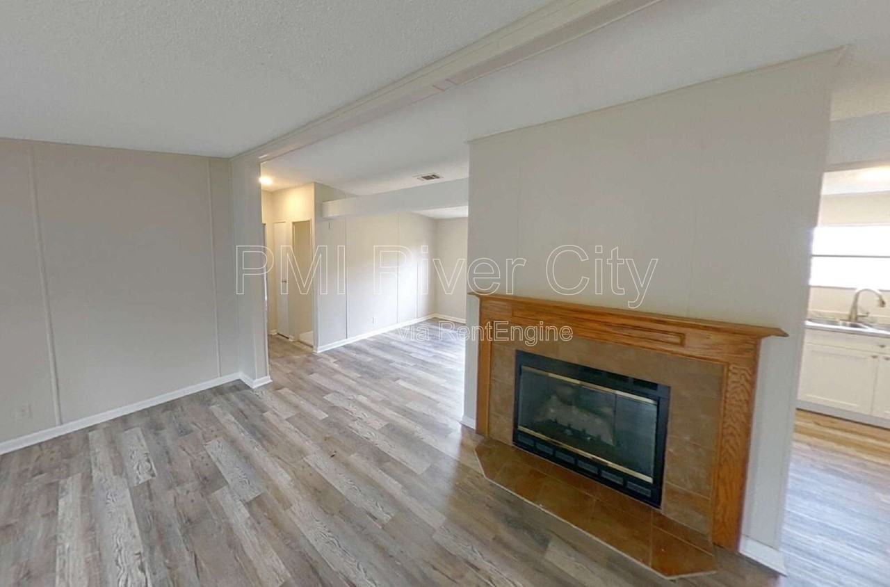 12556 Palmetto St - Photo 5 of 18