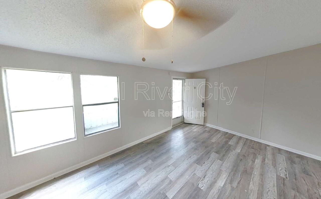 12556 Palmetto St - Photo 7 of 18