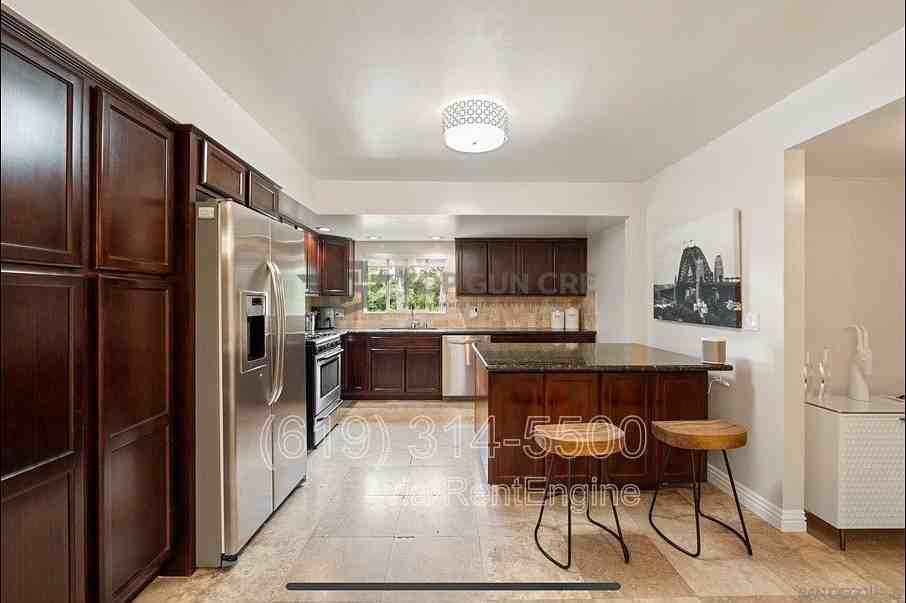 4228 Calavo Dr - Photo 4 of 21