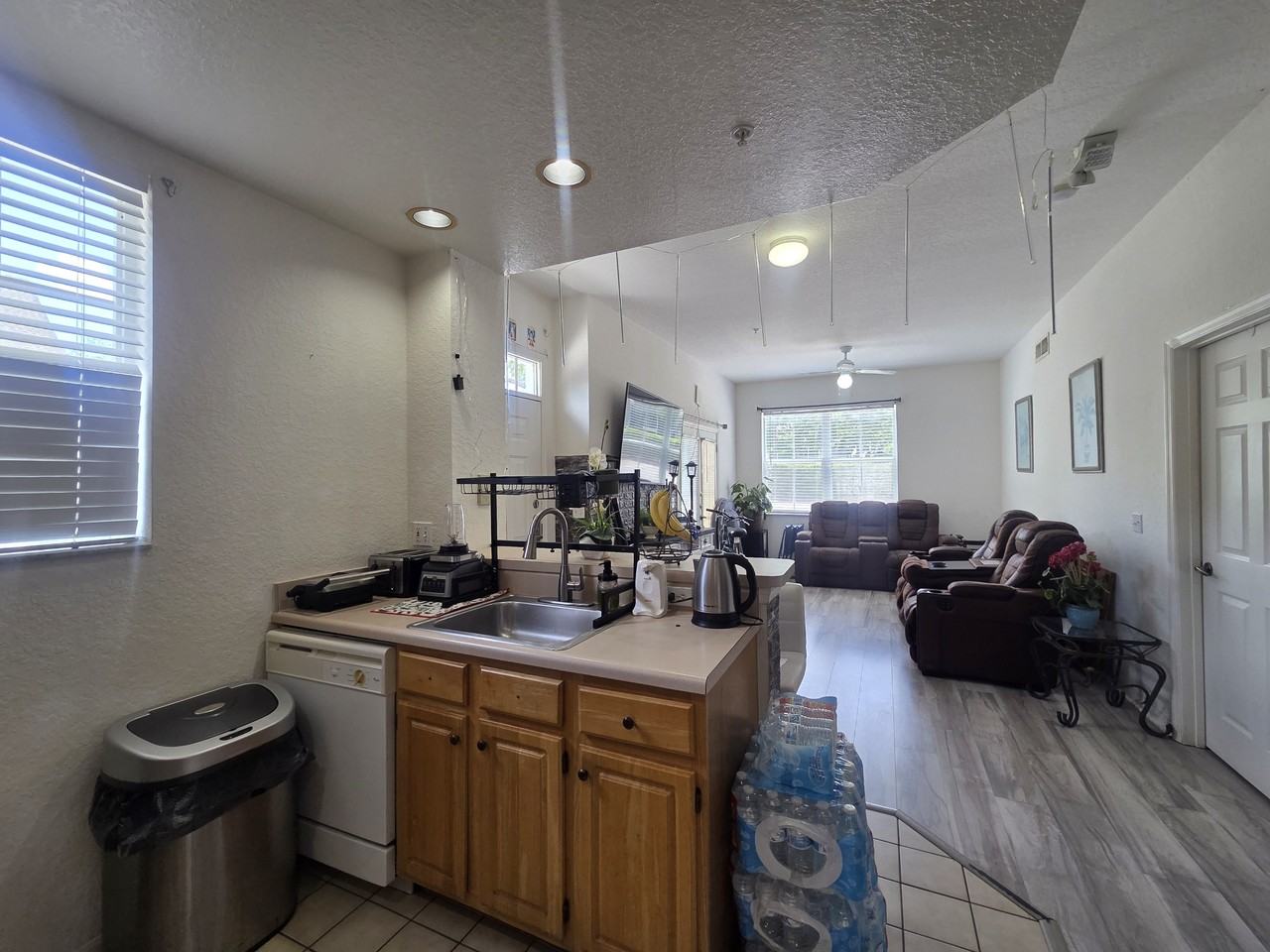 4013 Venetian Bay Dr #1 - Photo 5 of 23