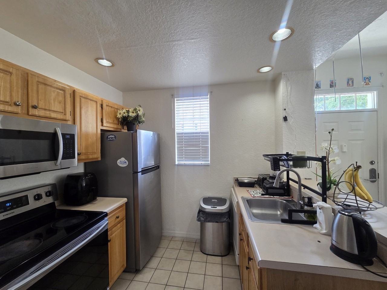 4013 Venetian Bay Dr #1 - Photo 7 of 23