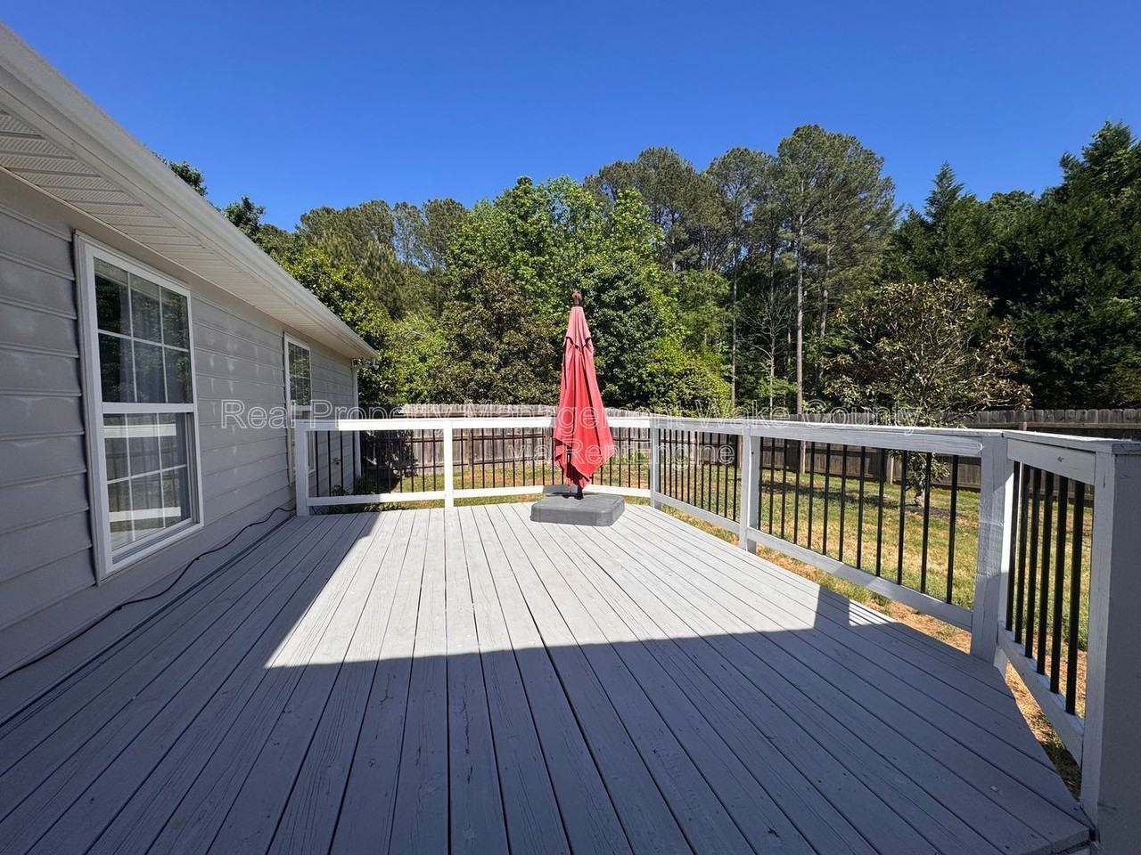 206 Lindell Dr - Photo 3 of 50