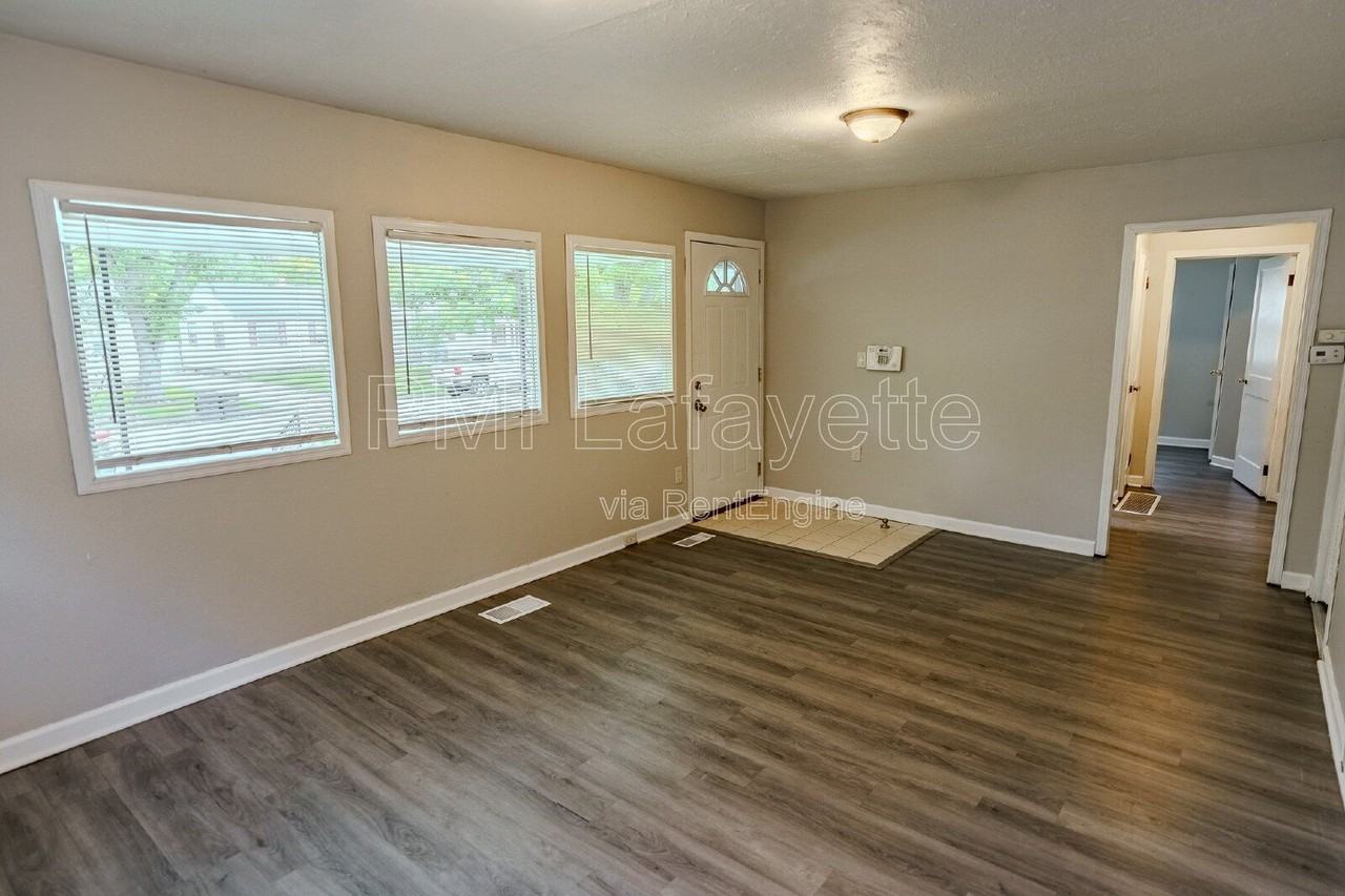 409 S 15th St - Photo 4 of 21
