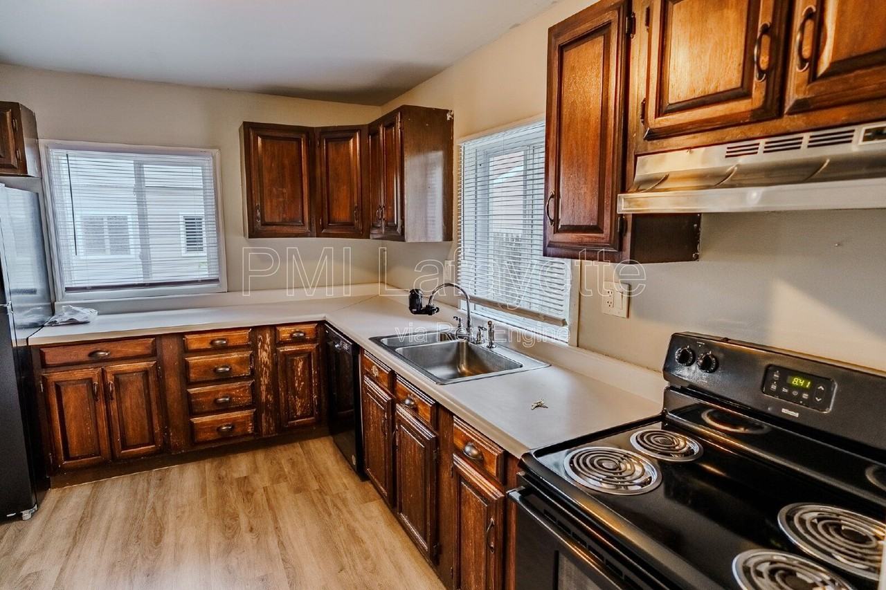 409 S 15th St - Photo 7 of 21