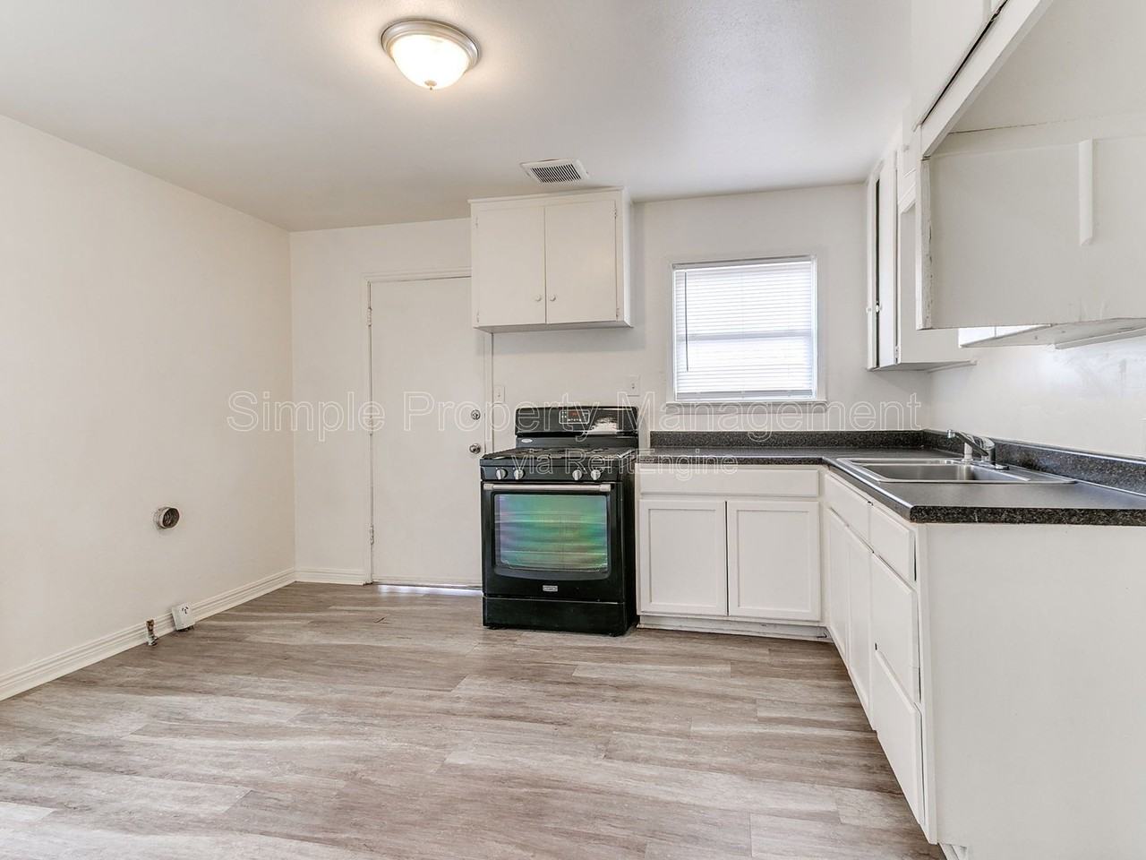 538 E Indian Dr - Photo 4 of 16