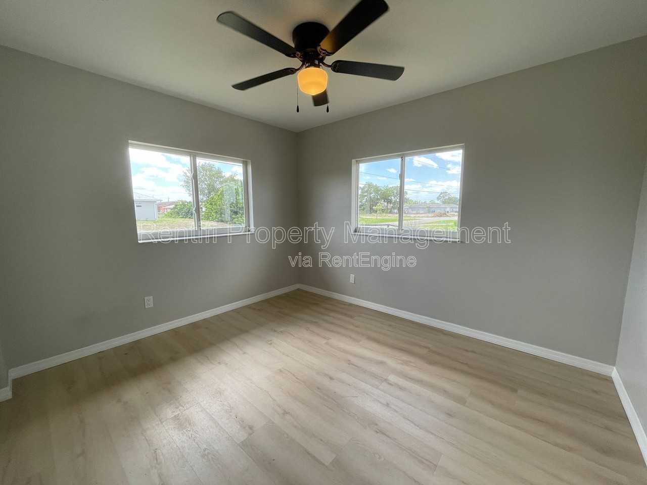 142 Gordon Ave S - Photo 4 of 10