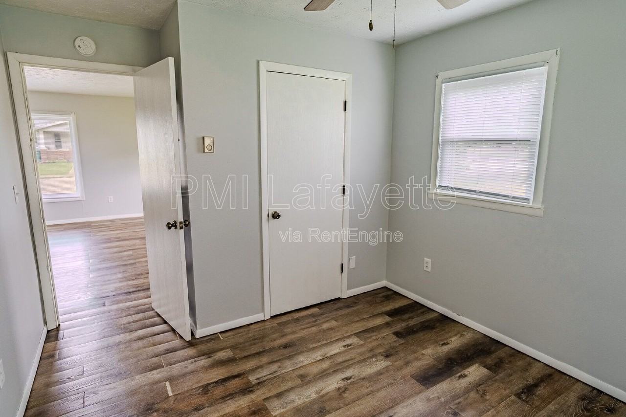 204 W Oxford St - Photo 4 of 14