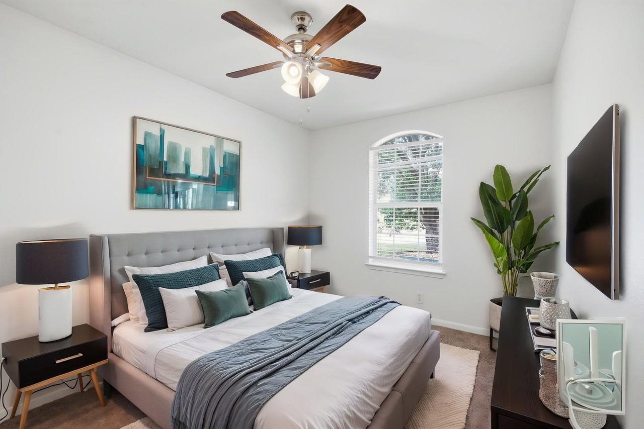 1006 Buttercup Ct #T2 - Photo 4 of 50