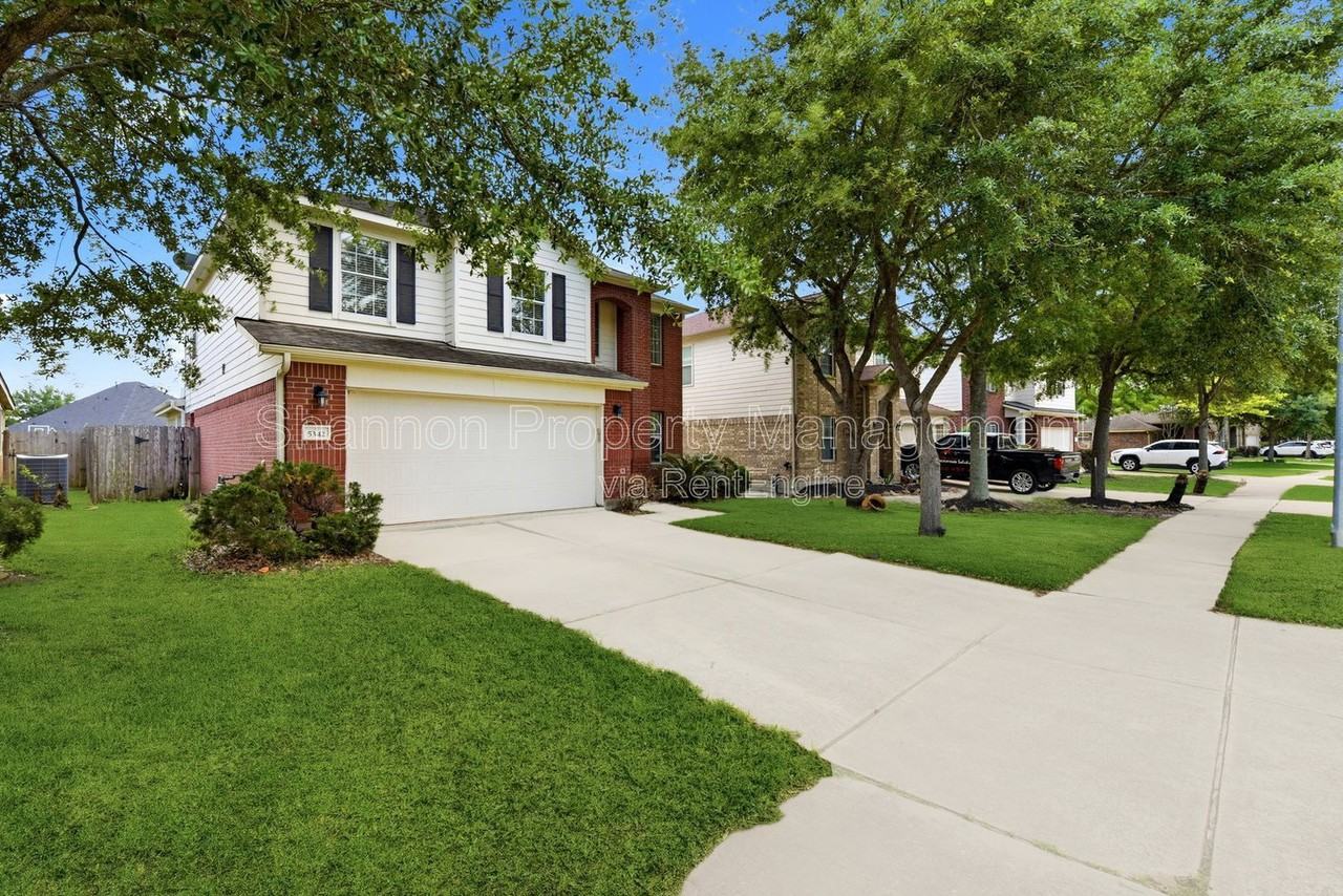 5342 Gibralter Pl - Photo 2 of 50