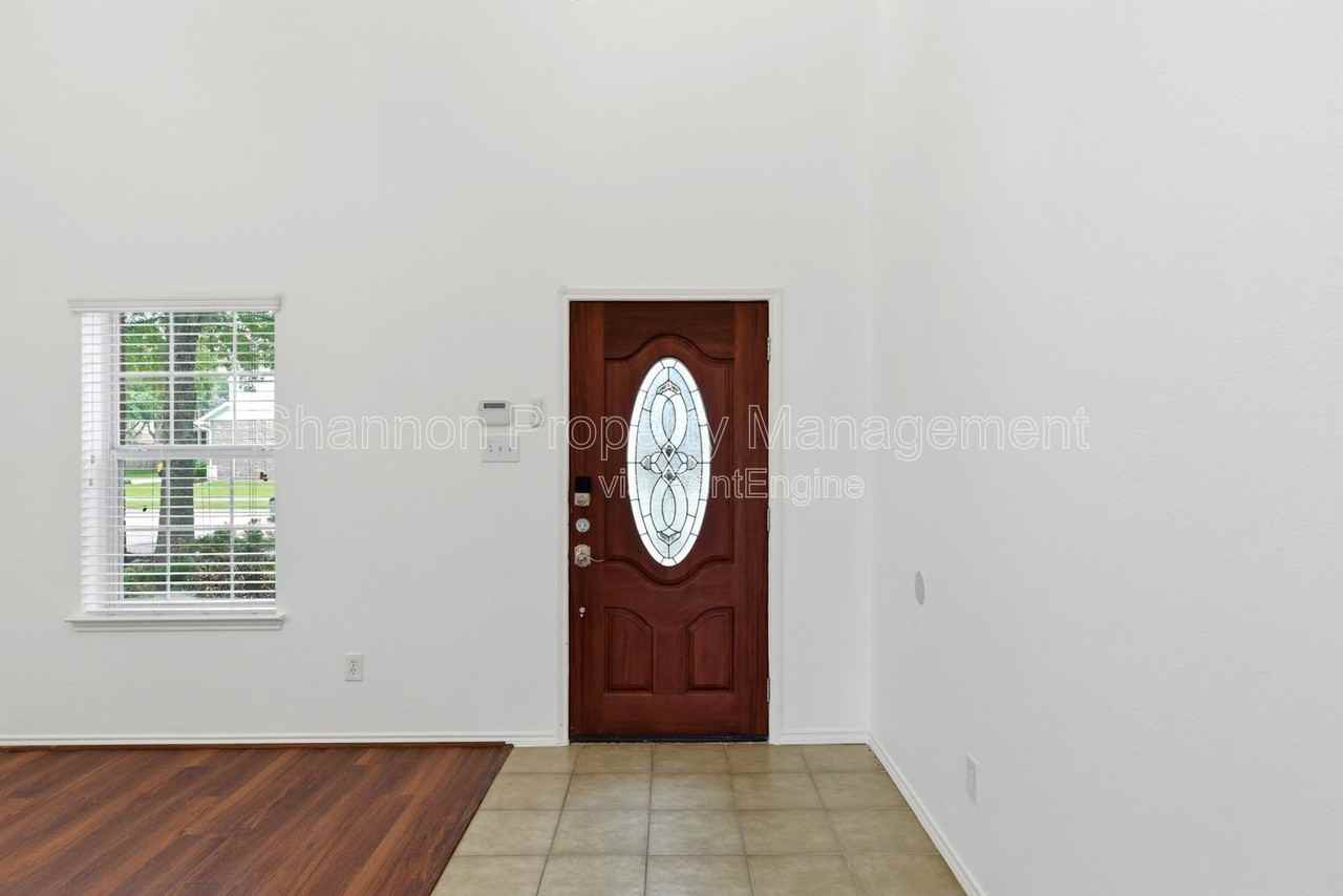 5342 Gibralter Pl - Photo 6 of 50